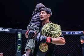 塔图姆突破暴扣又来了！注意安全啊！