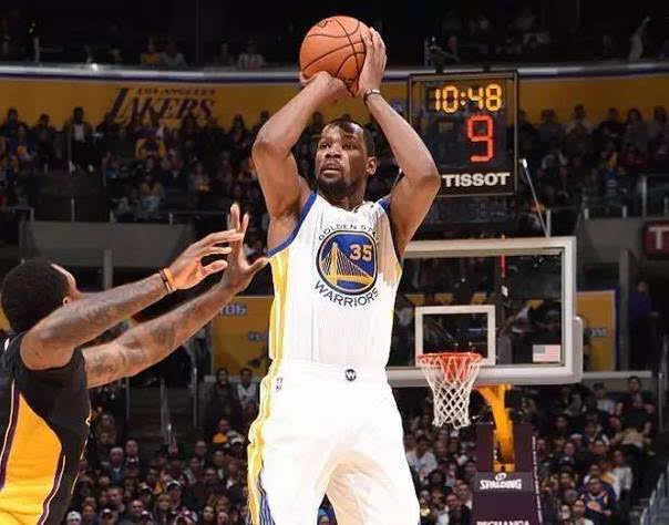 库班遭背刺?原版出售合同中他有决策权 但独行侠瞒着他送走东契奇